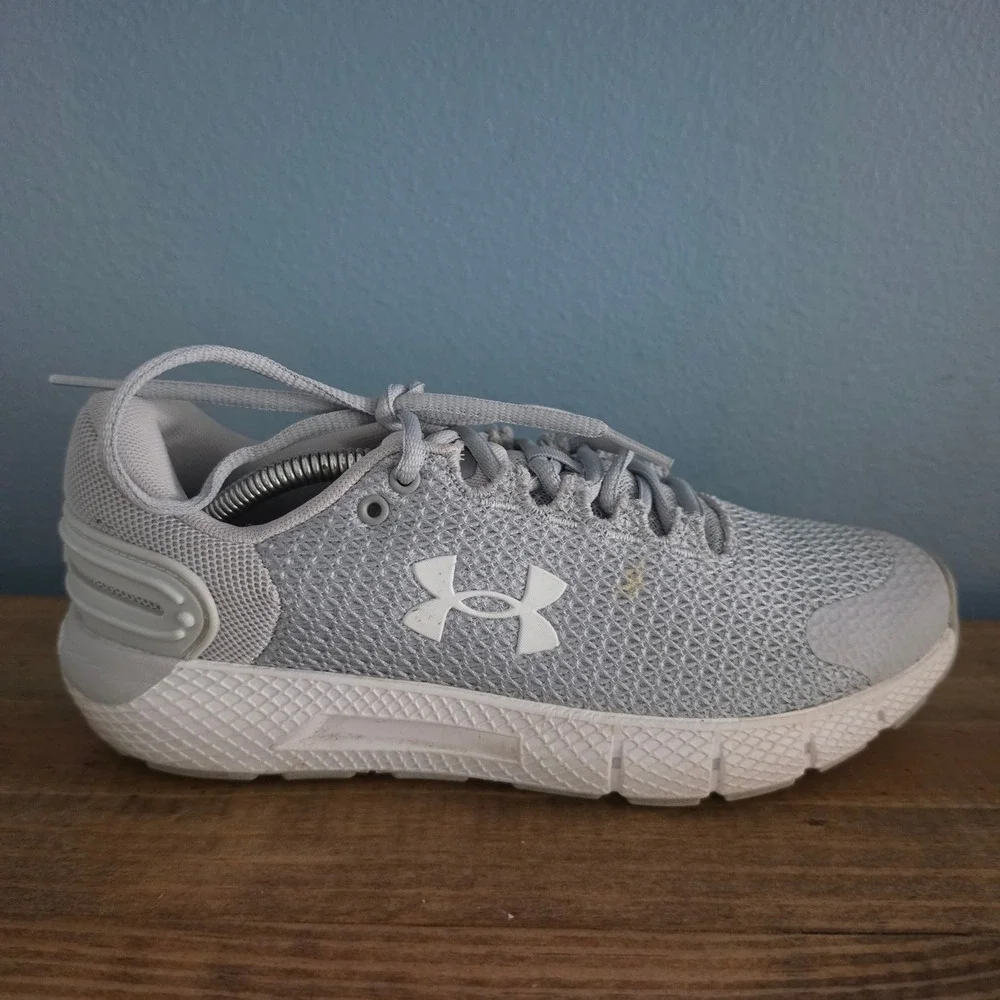 Under Armour Women Running Shoes Grey Charged Rogue Mesh Sneakers 7.5